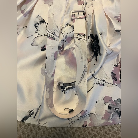 Le chateau White formal dress size L - Picture 3 of 4